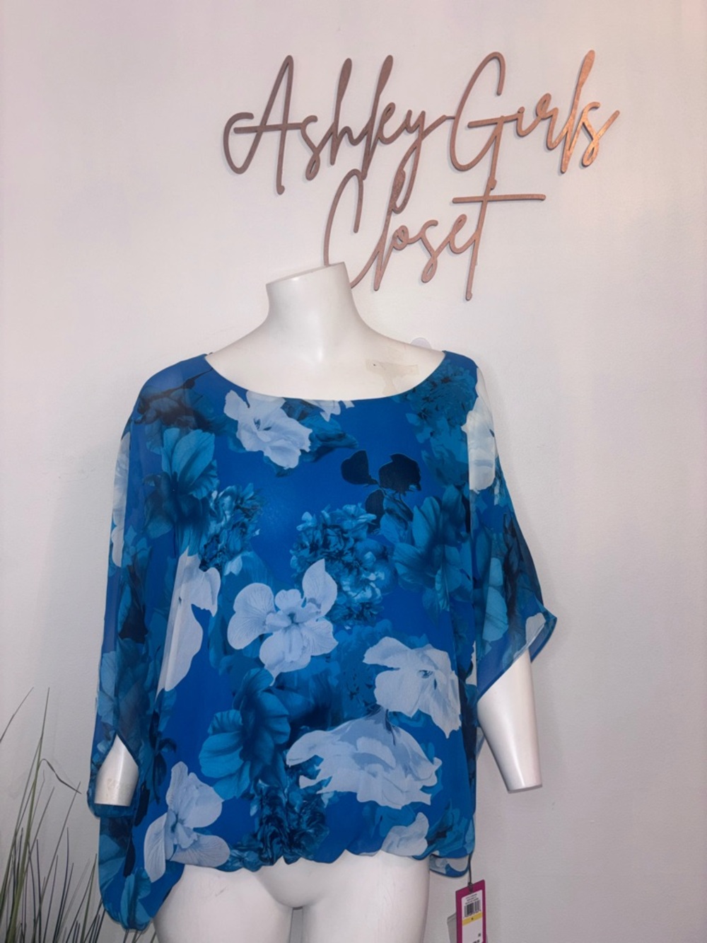 Vince Camuto Blue Floral Blouse | Sheer - Picture 2 of 9